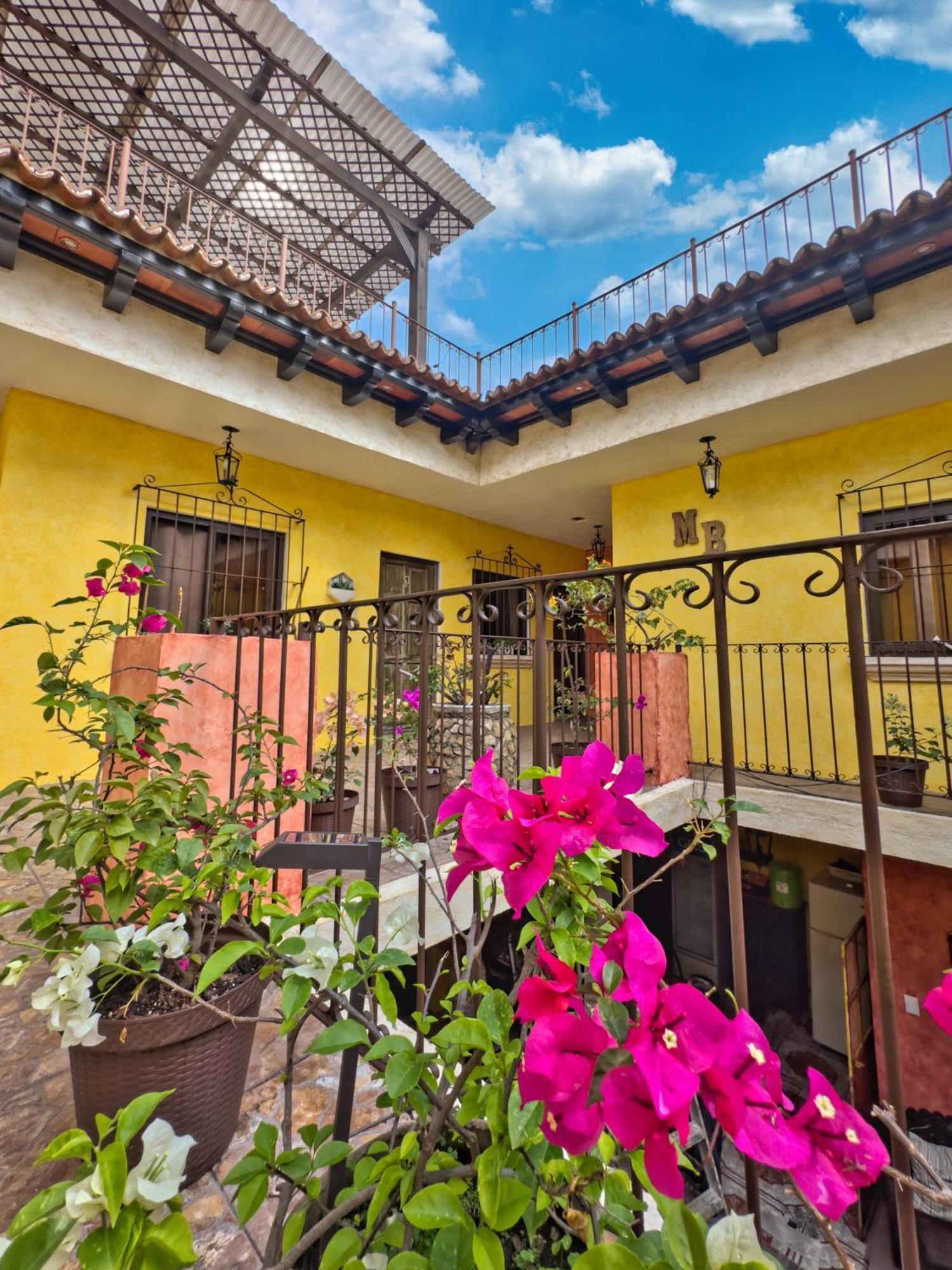 Maison Bougainvillea Antigua Exterior foto